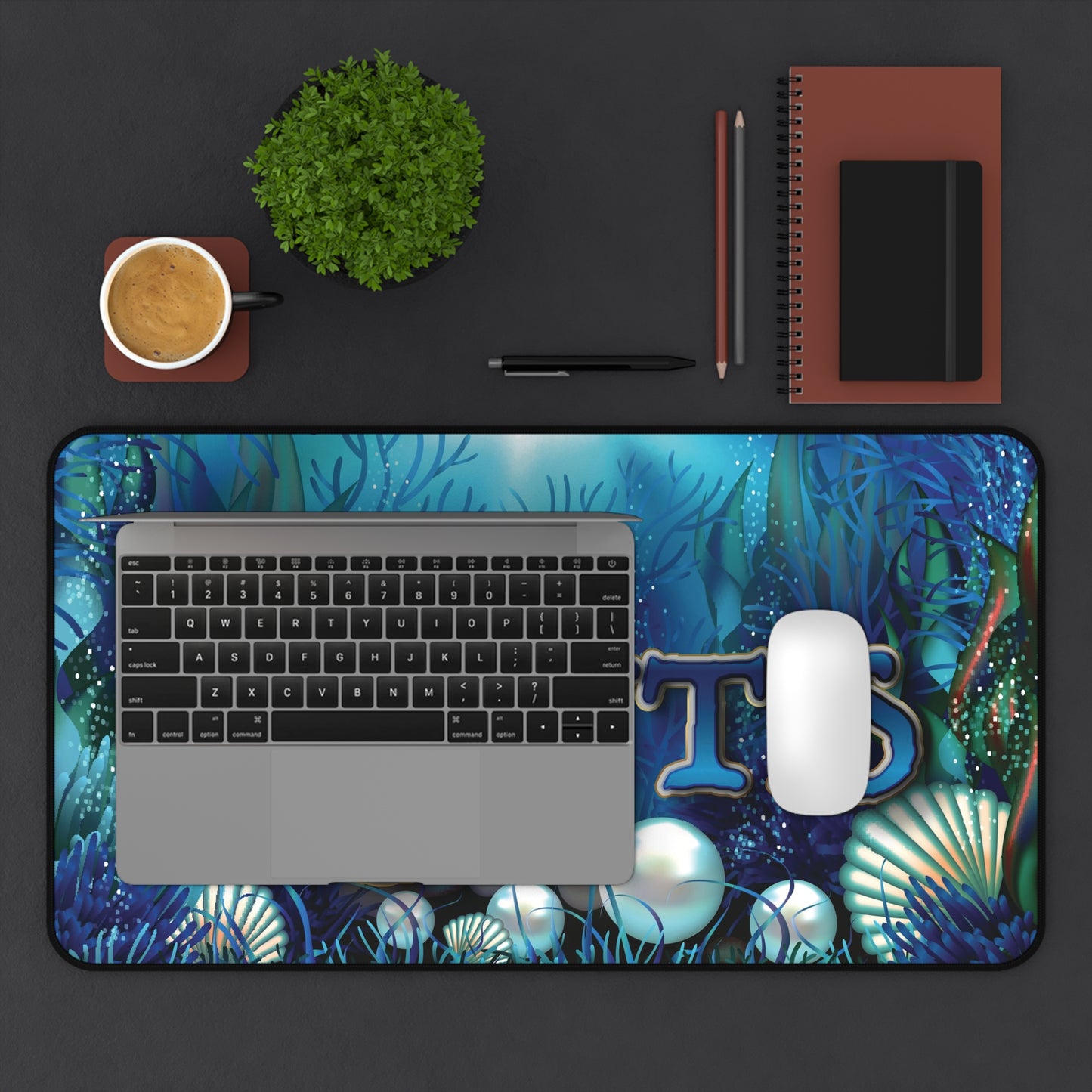 Qlantis Desk Mat