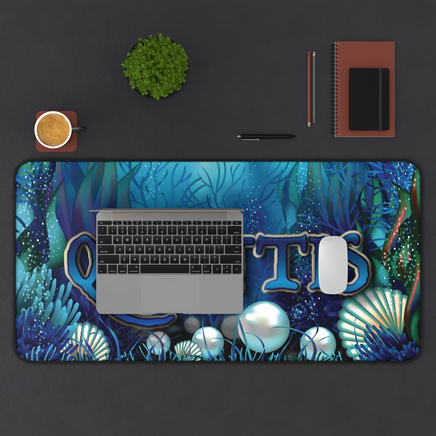 Qlantis Desk Mat